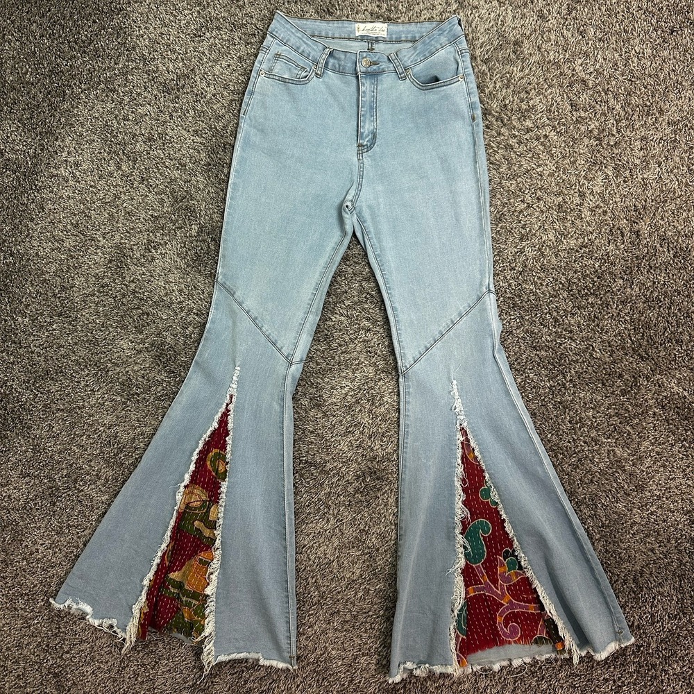 Kantha Bae Open Hands Jeans M High Waist Bell Bottom Stretch Hippie Boho Western